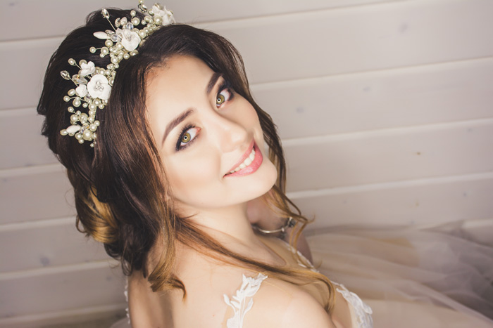 A bride smiles with confidence after having Botox at a UK clinic